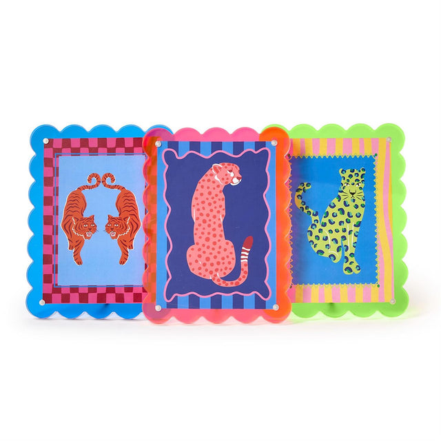 Color Pop 5x7 Scalloped Edge Acrylic Photo Frame