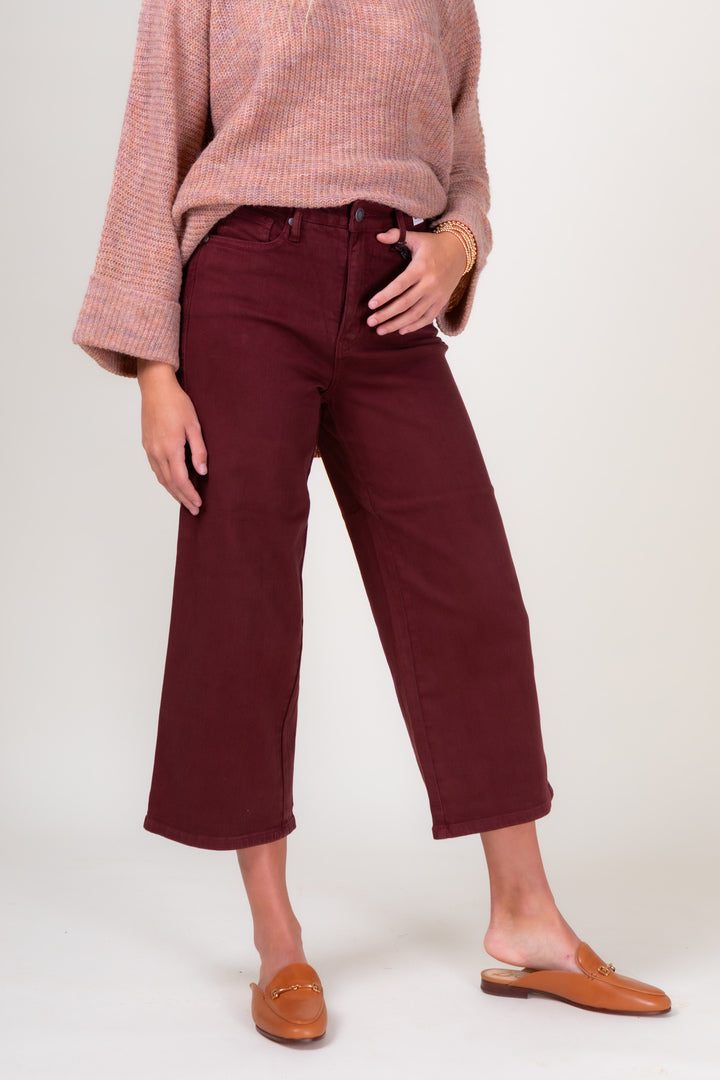 Load image into Gallery viewer, Judy Blue Wide Crop Jeans
