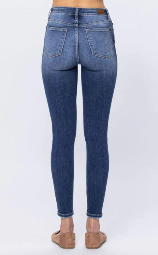 Load image into Gallery viewer, Hi Rise Button Fly Skinny Jeans
