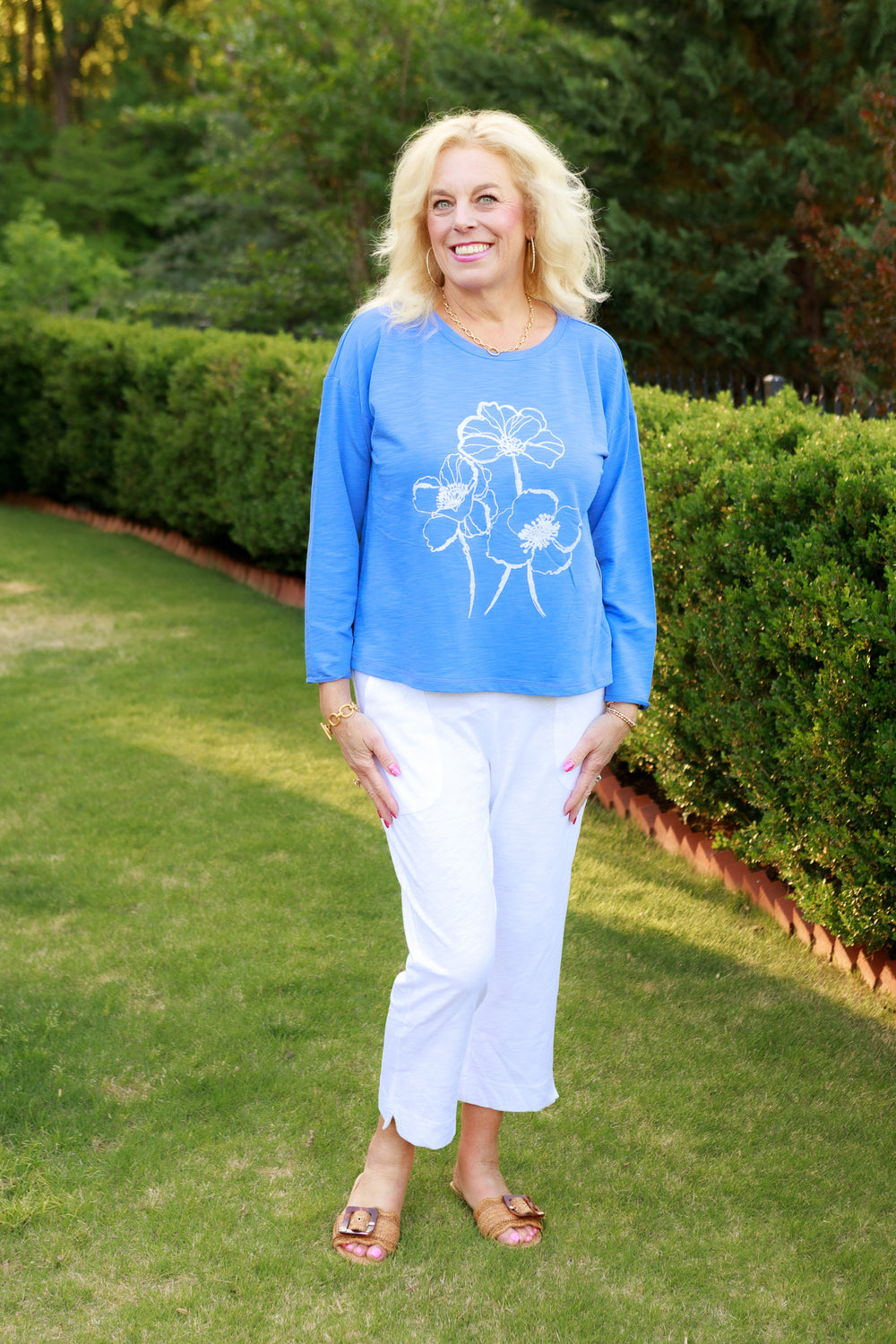Escape | Destination Terry Blooms Pullover