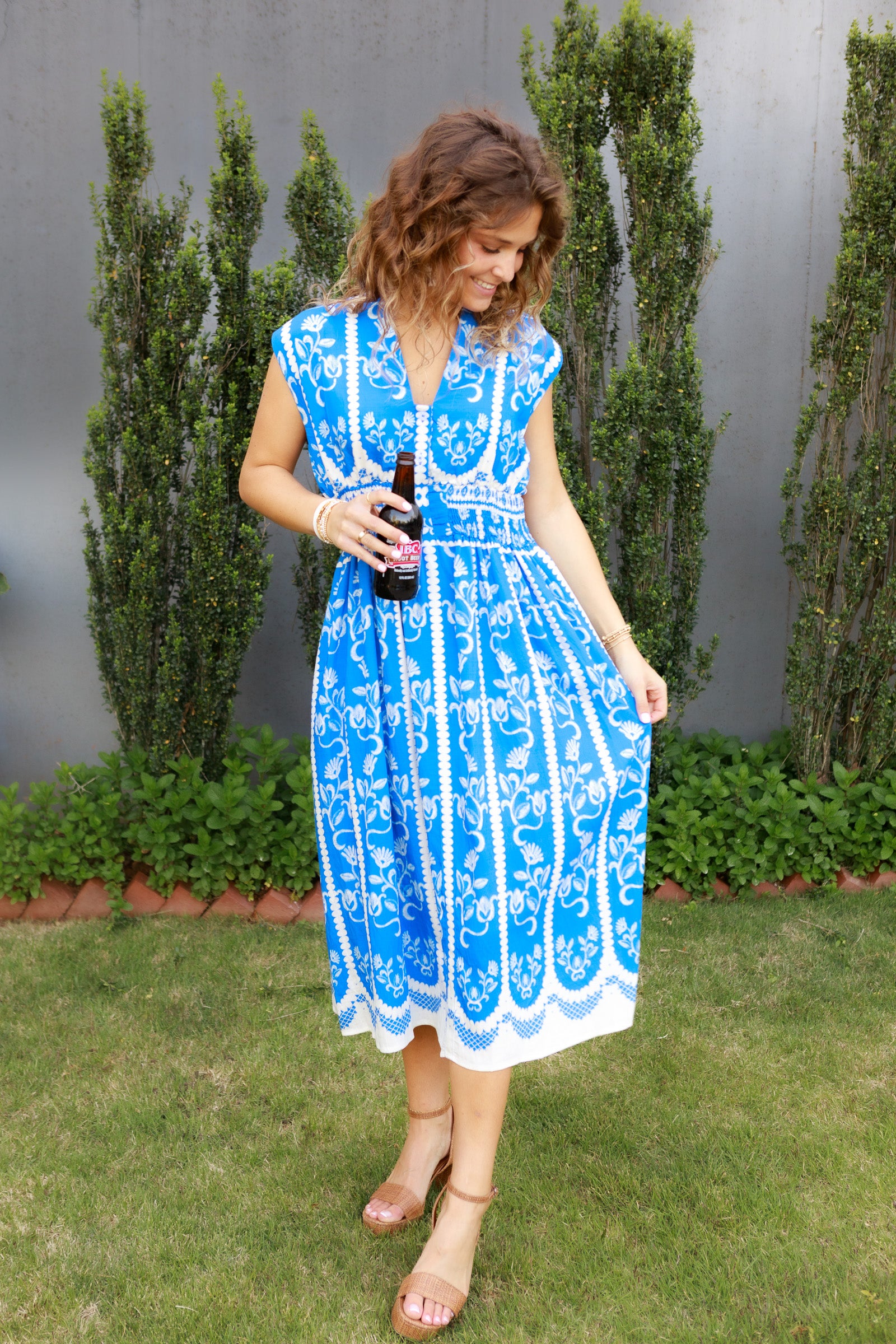 Sleeveless V-Neck Button Down Printed Midi Dress