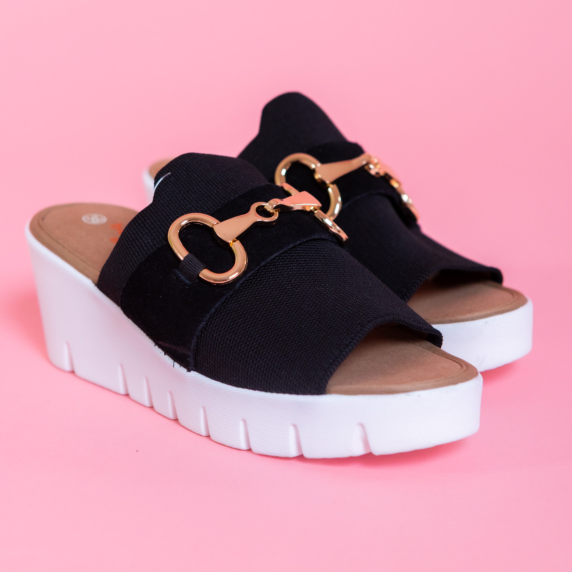 Bernie Mev | Venti Buckle Black