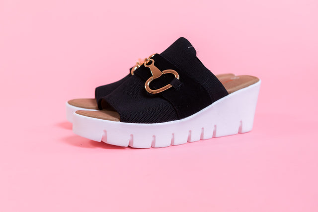 Bernie Mev | Venti Buckle Black