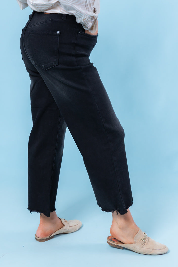 Judy Blue | High Waisted Destroyed Raw Hem Crop Wide