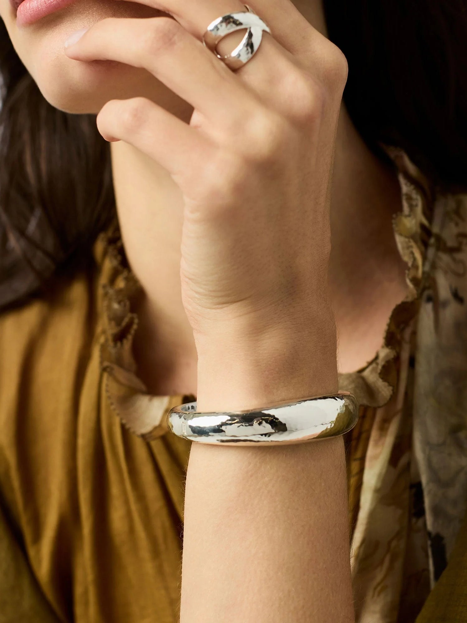 Julie Vos | Catalina Demi Hinge Bangle
