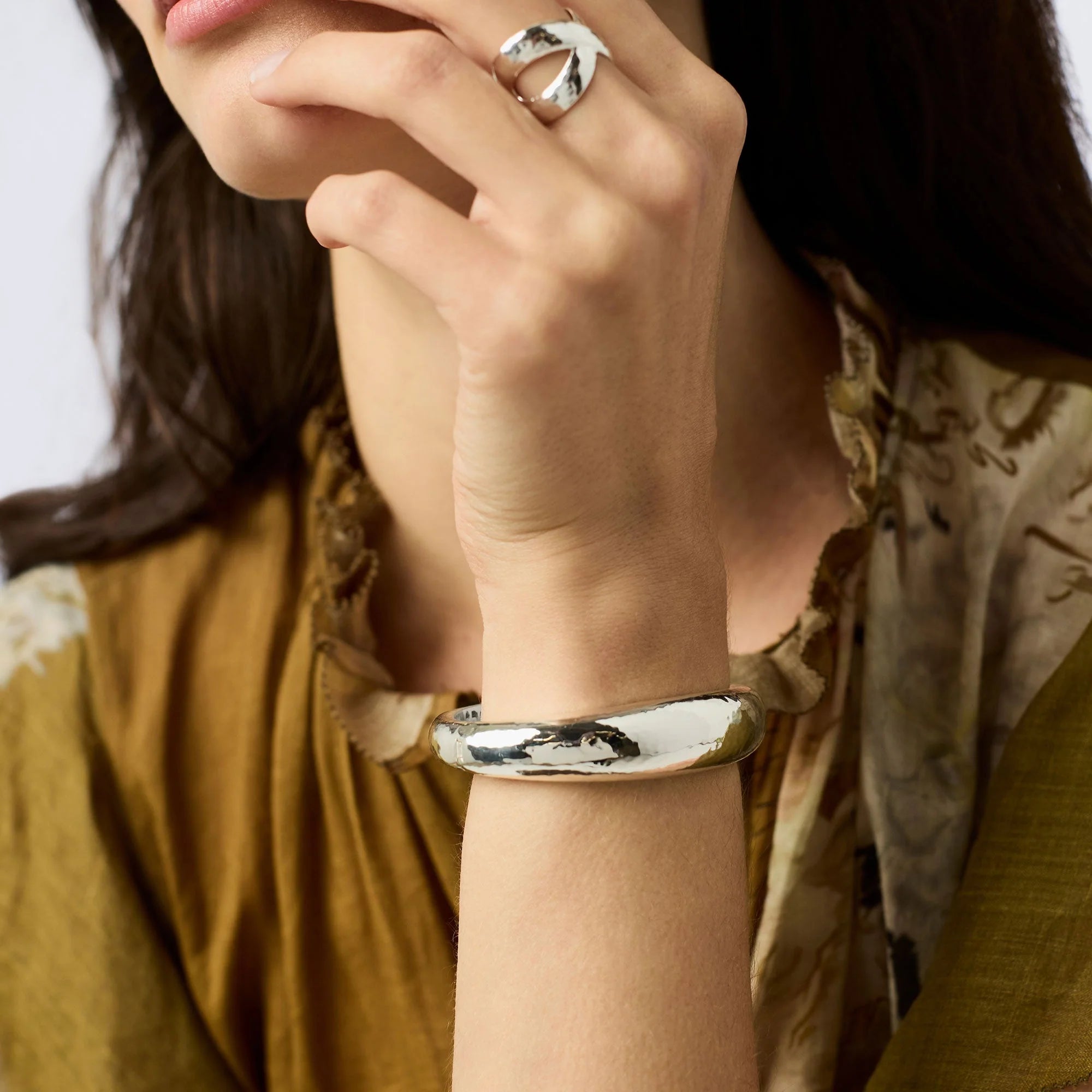 Julie Vos | Catalina Demi Hinge Bangle