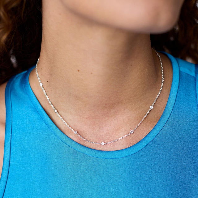 Julie Vos | Celeste Delicate Station Necklace