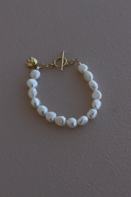 Katie Waltman | KESHI NUGGET PEARL BRACELET