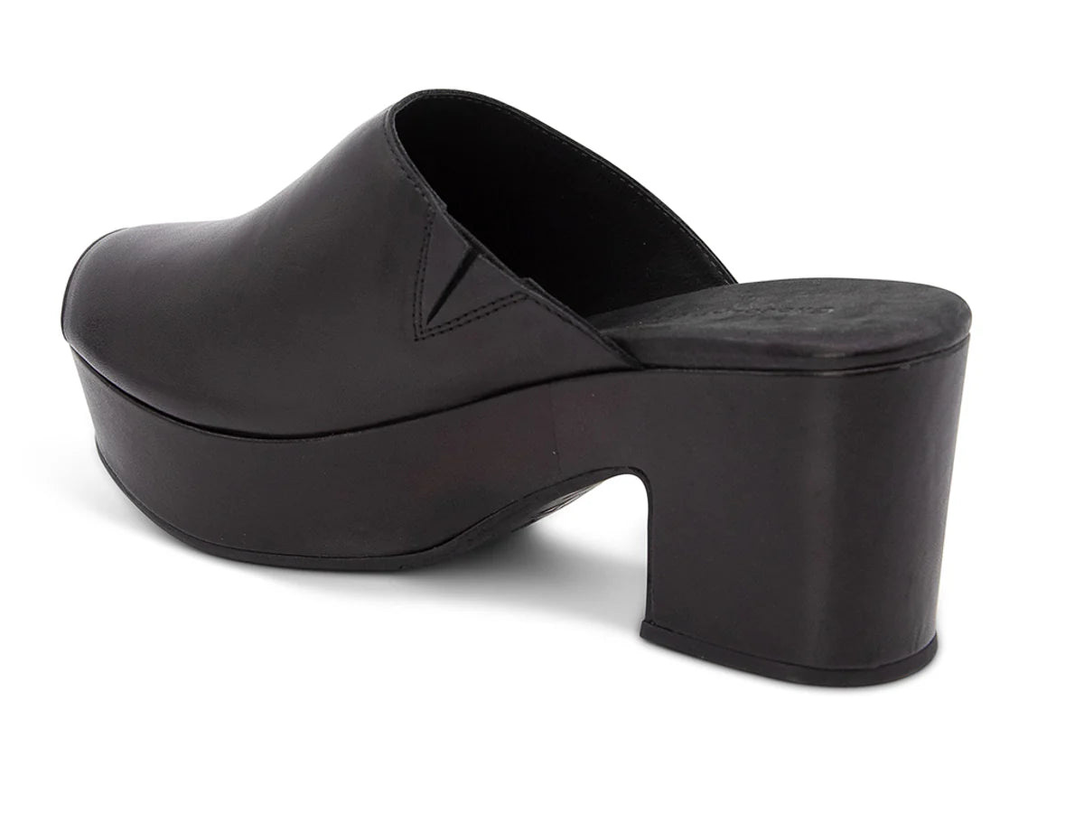 Chocolate Blu | Garnnet Platform Slides