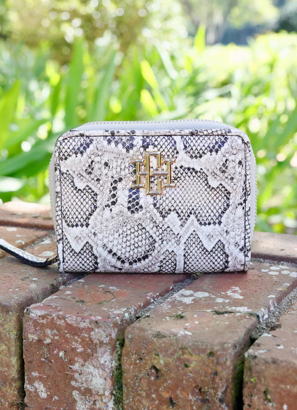 Caroline Hill | Nadine Zippered Wallet Mocha ES