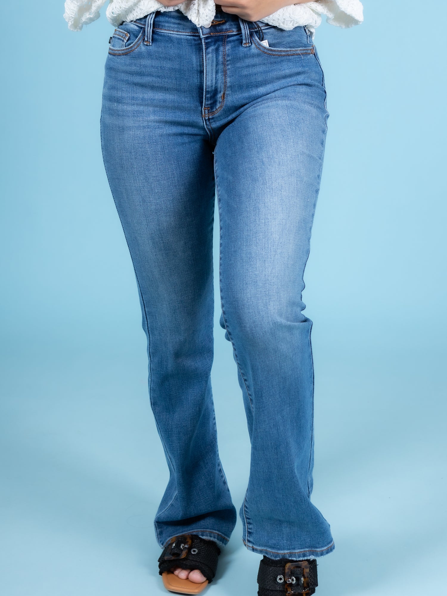 Judy Blue | Mid Rise Vintage Bootcut Jeans