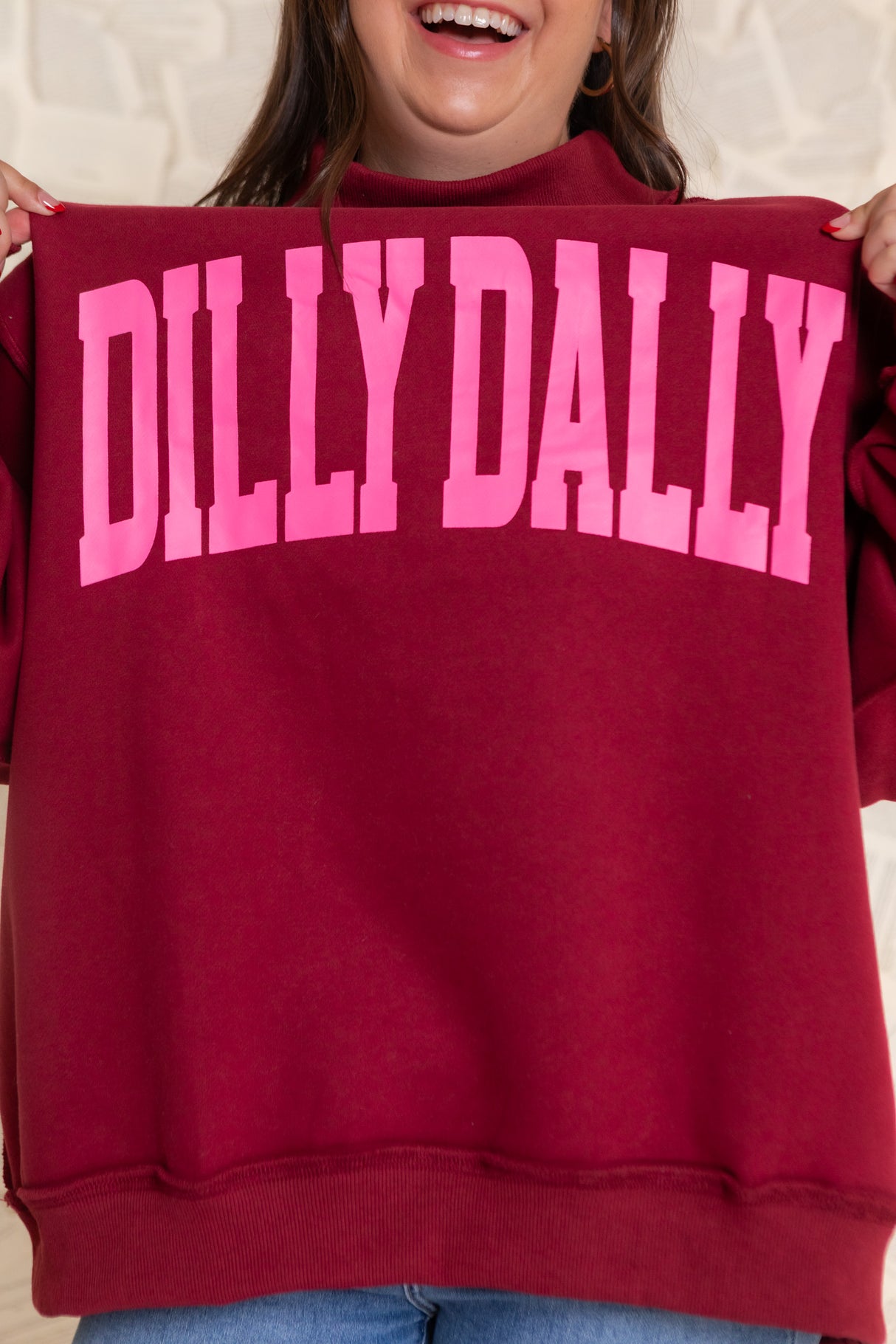 Dilly Dally Mockneck Sweatshirt Burgundy