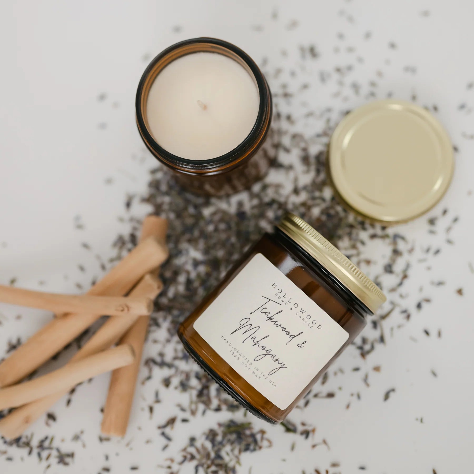 Hollowood | TEAKWOOD MAHOGANY| CANDLES - 8oz