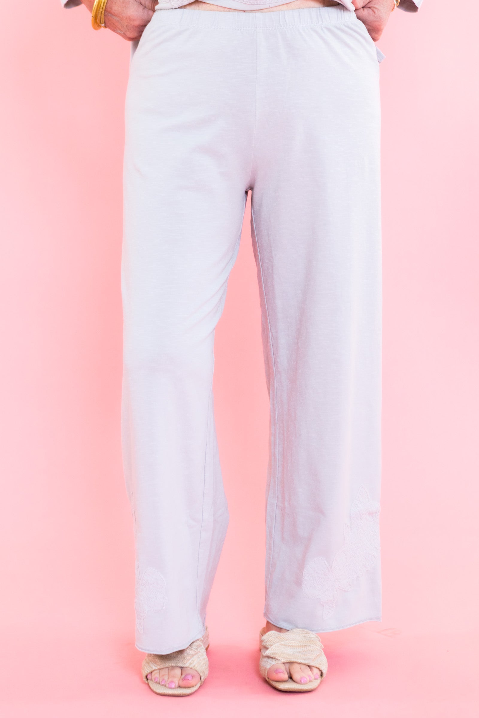 Chic Appliqué Cotton Pant