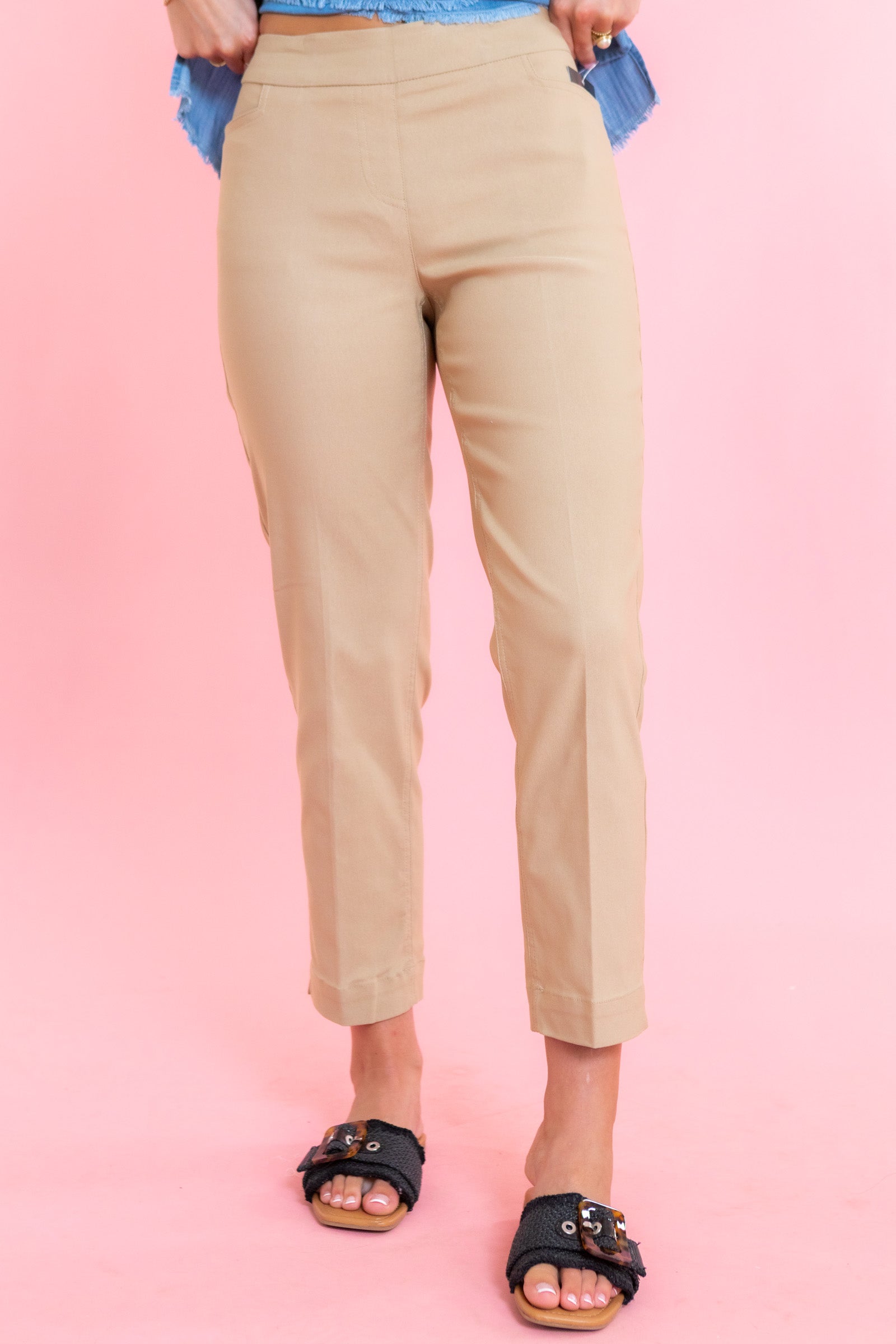 Pull-On Crop Pants with Pockets