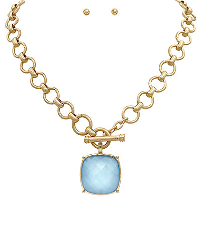 Madison's Exclusive | 25mm Cushion Cut Pendant Necklace Set Icy Blue/Gold