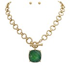 Madison's Exclusive | Stone Pendant Set