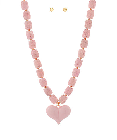 Madison's Exclusive | Acrylic Heart Pendant Necklace Set