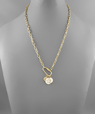 Load image into Gallery viewer, White Star Necklace
