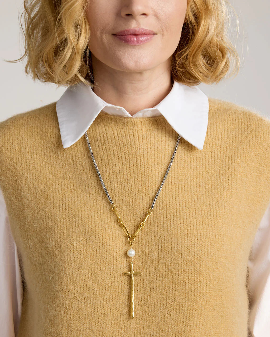 Cobblestone Apparel | Shannon Pearl and Cross Necklace