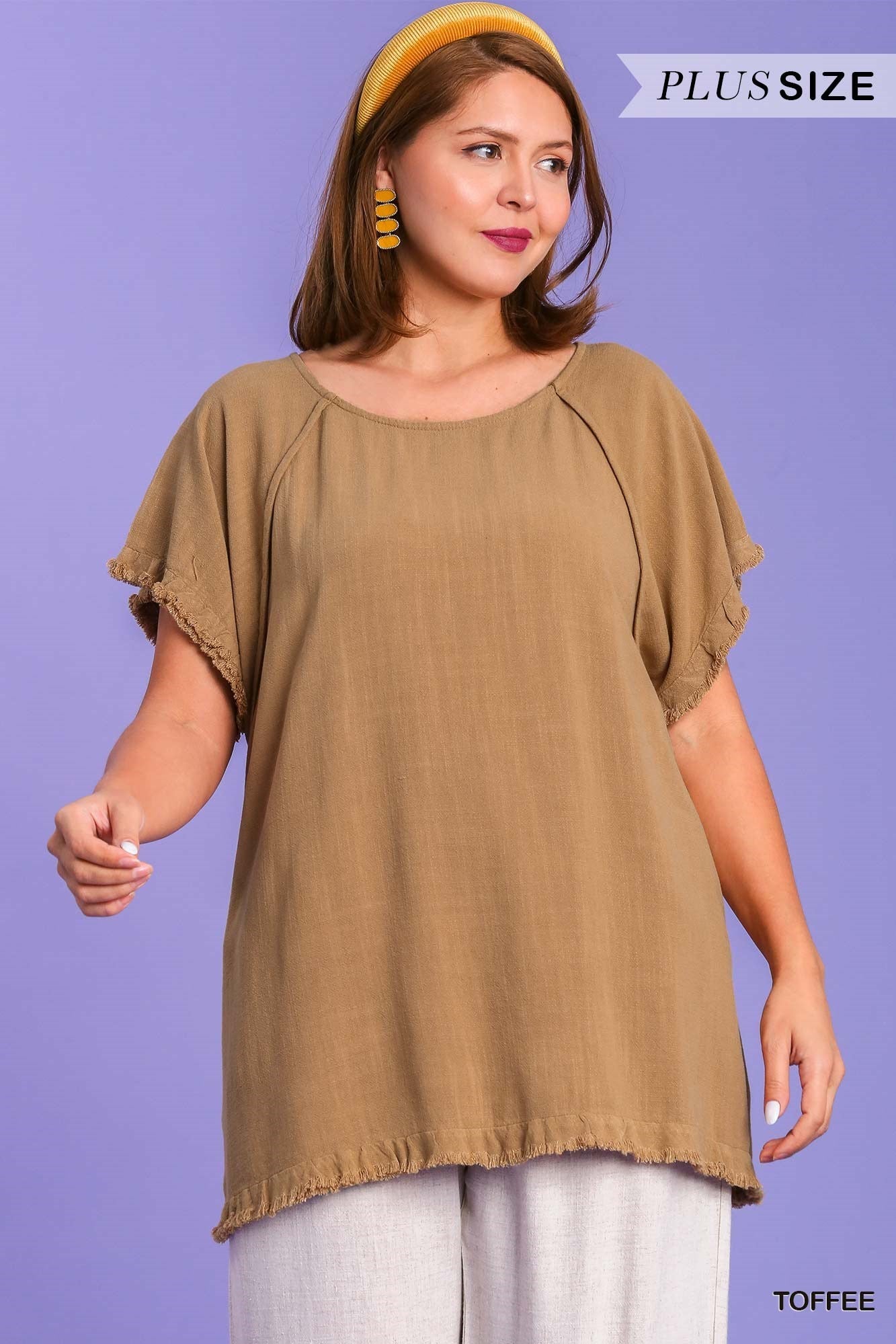 Load image into Gallery viewer, Pintuck High-Low Frayed Hem Linen Tunic Top
