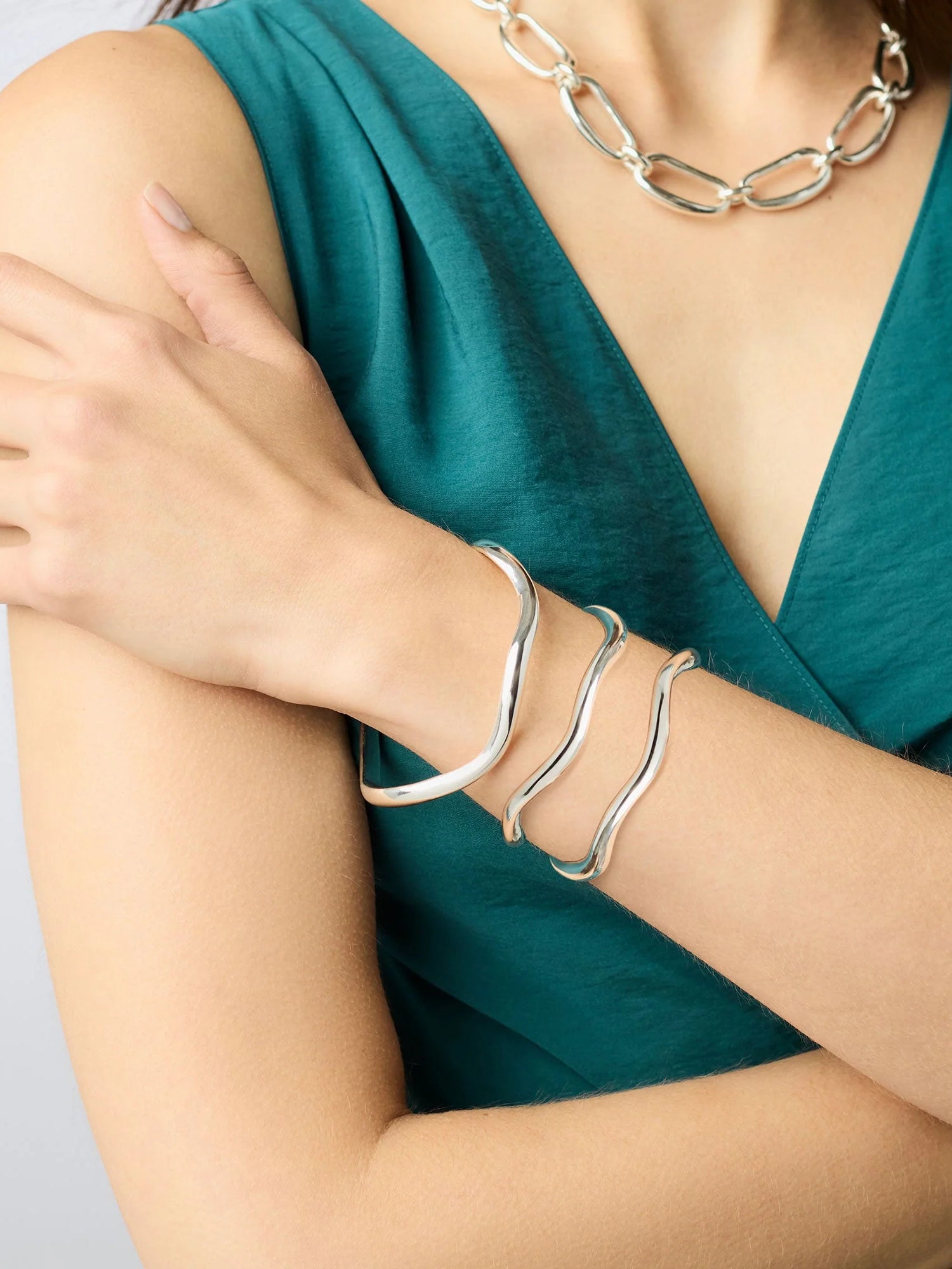 Julie Vos | Wave Bangle