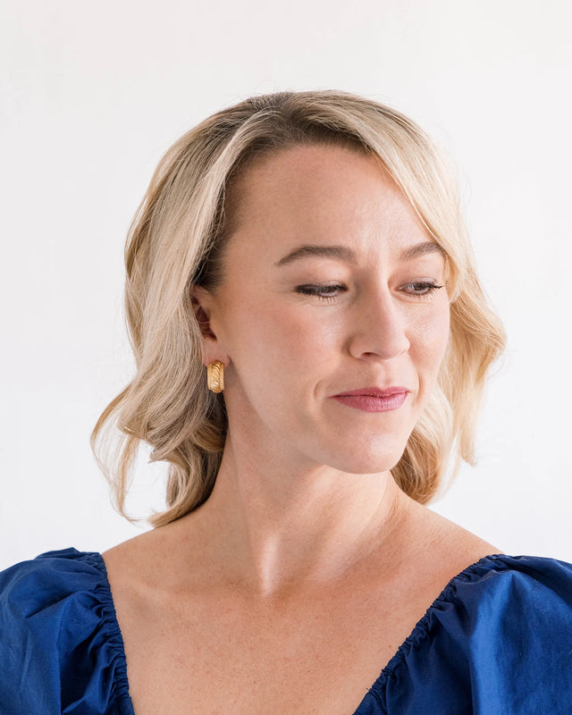 Susan Shaw | Maude Hoops - Gold