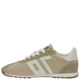 Back70 | Asian Sneaker in Almond