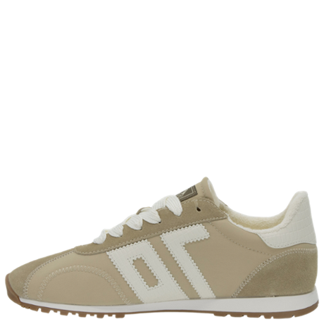 Back70 | Asian Sneaker in Almond