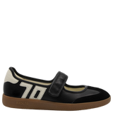 Back 70 | Aya in Black Milk