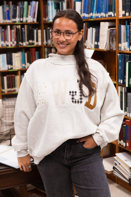Walk By Faith WWJD Mockneck