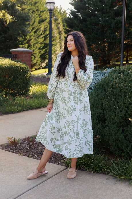 Mary Square | Riley Dress in Lacecap White