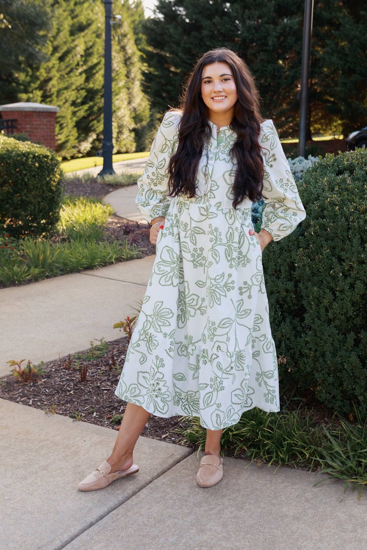 Mary Square | Riley Dress in Lacecap White