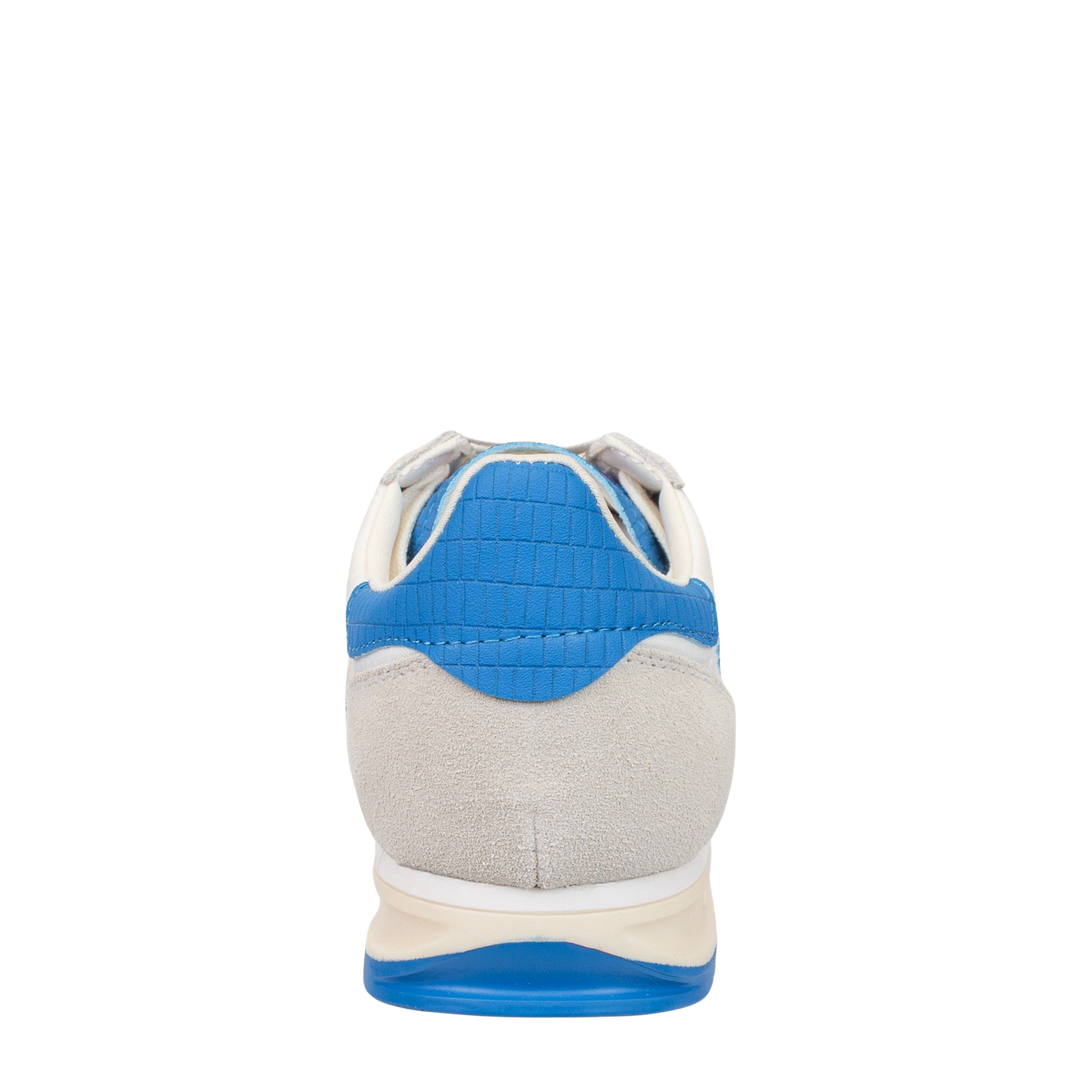 Back70 | Barkley Joggers in White French Blue Sneakers