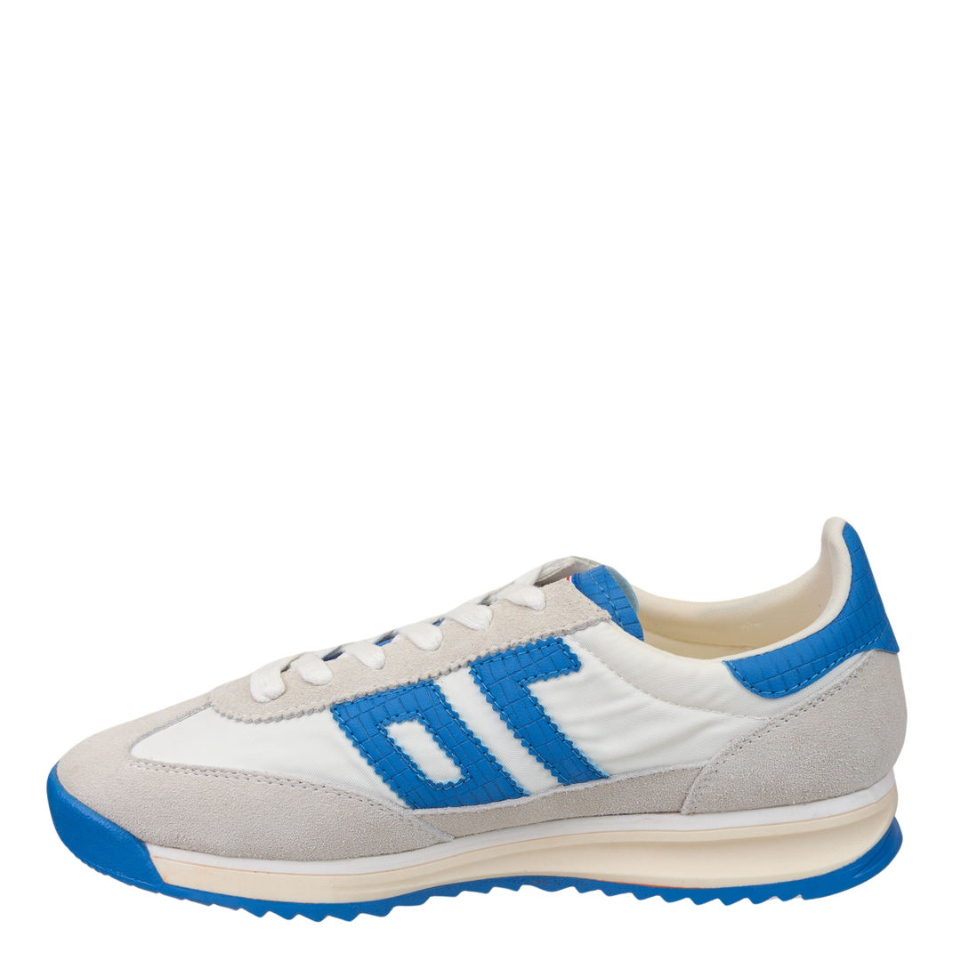 Back70 | Barkley Joggers in White French Blue Sneakers