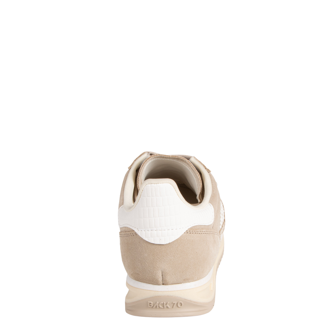 Back70 | Barkley Strike in Sand Sneakers