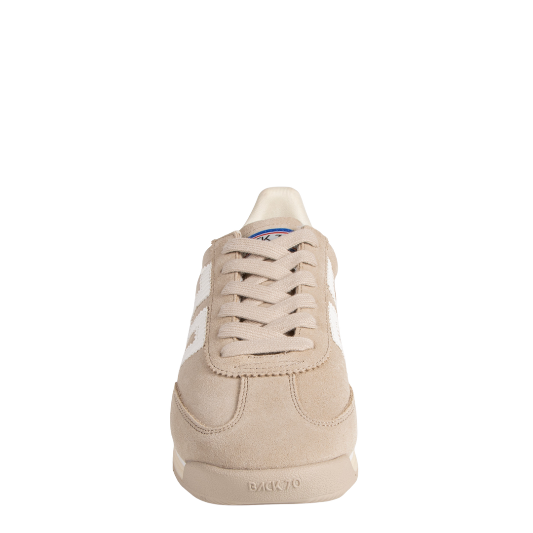 Back70 | Barkley Strike in Sand Sneakers