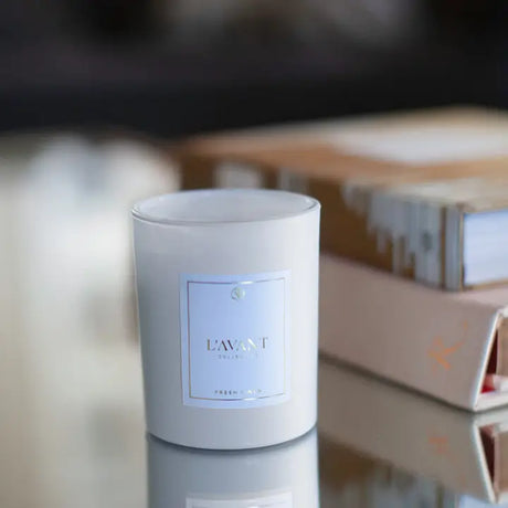 L'AVANT COLLECTIVE | Fresh Linen Candle - White