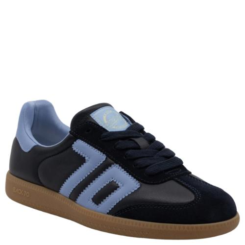 Back 70 | Cloud W26 in Navy Sky