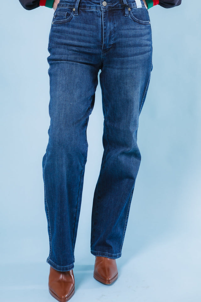 Judy Blue | Petite Straight Tummy Control Classic Jeans