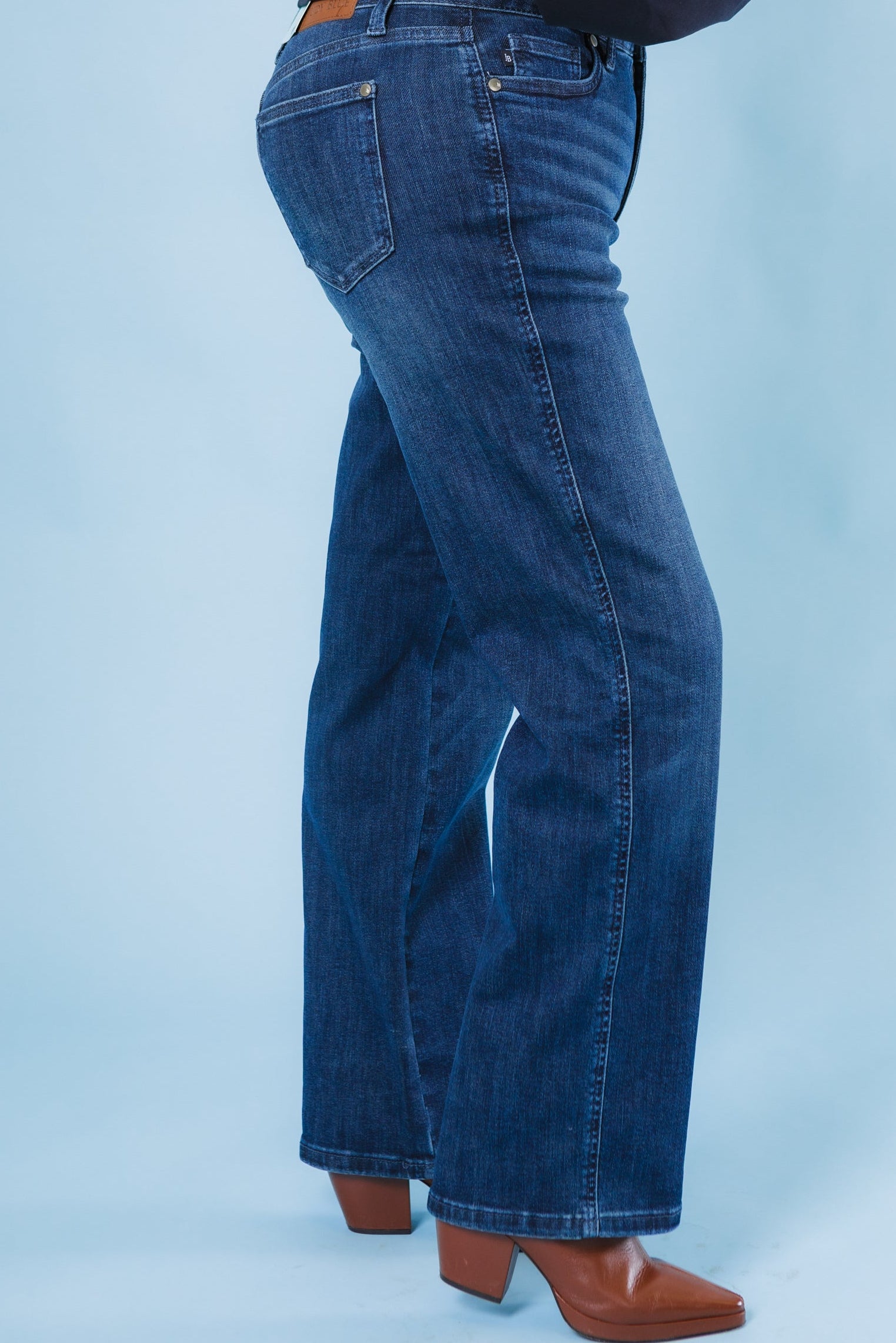 Judy Blue | Petite Straight Tummy Control Classic Jeans