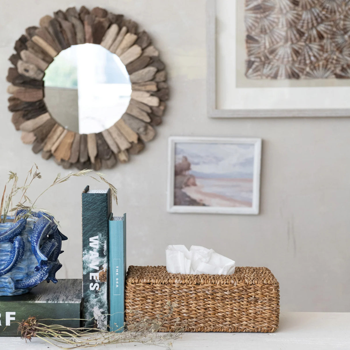 Creative Co-Op | Hand Woven Seagrass Tissue Box