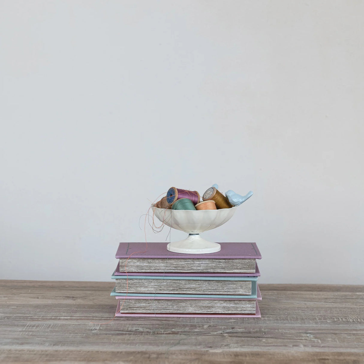 Creative Co-Op | 5" Metal Scalloped Bowl with 3D Cast Iron Birds on Rim