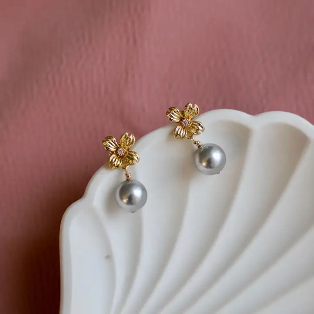 Katie Waltman | Primrose Pearl Earrings