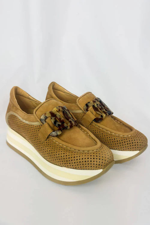 Softwaves | Calyn in Noisette Desert