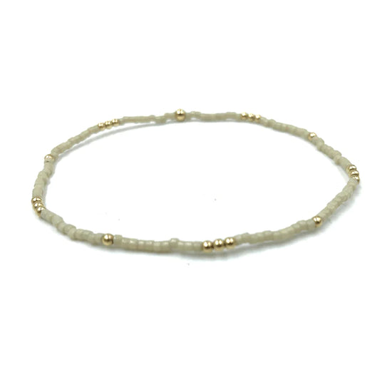 Load image into Gallery viewer, Erin Gray 2MM Newport Oyster And Gold Filled Bead Bracelet
