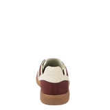 Back70 | Ghost in Wine Milk Sneaker