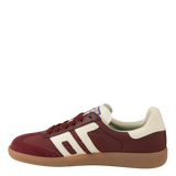 Back70 | Ghost in Wine Milk Sneaker