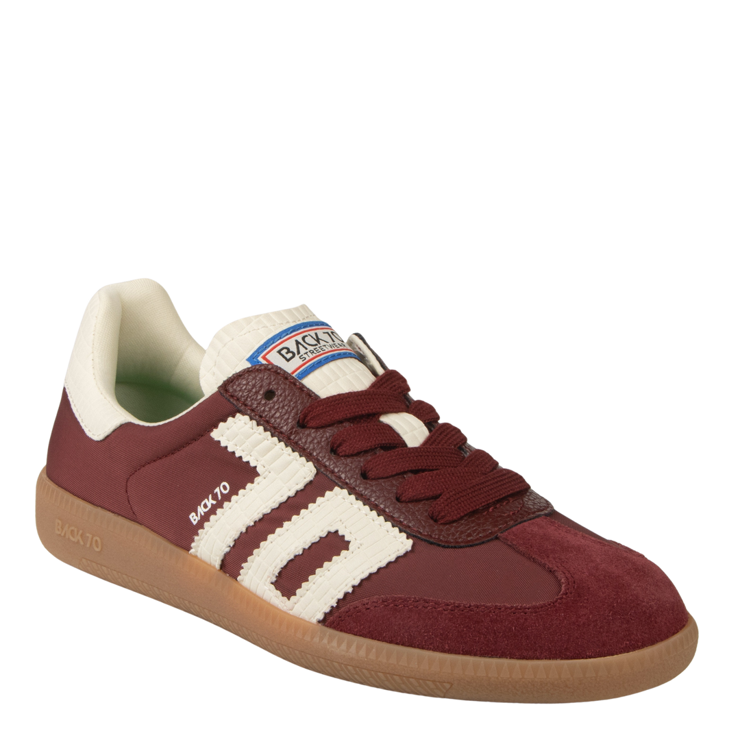 Back70 | Ghost in Wine Milk Sneaker