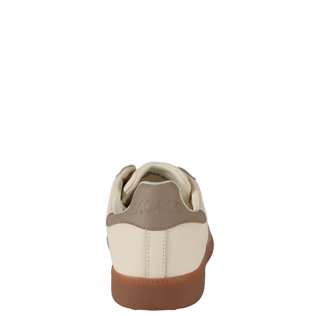 Back 70 | Cloud NM Sneakers in Milk Taupe
